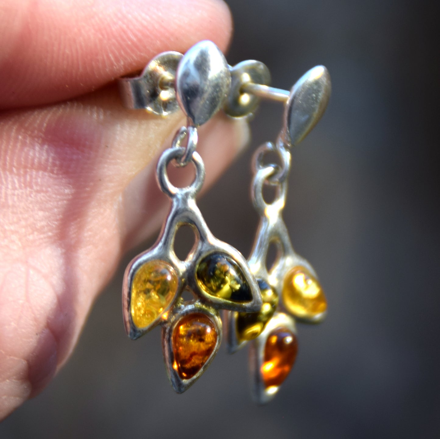 Delicate floral earrings with natural amber of various shades and 925 silver, MJ Baltica, BK253