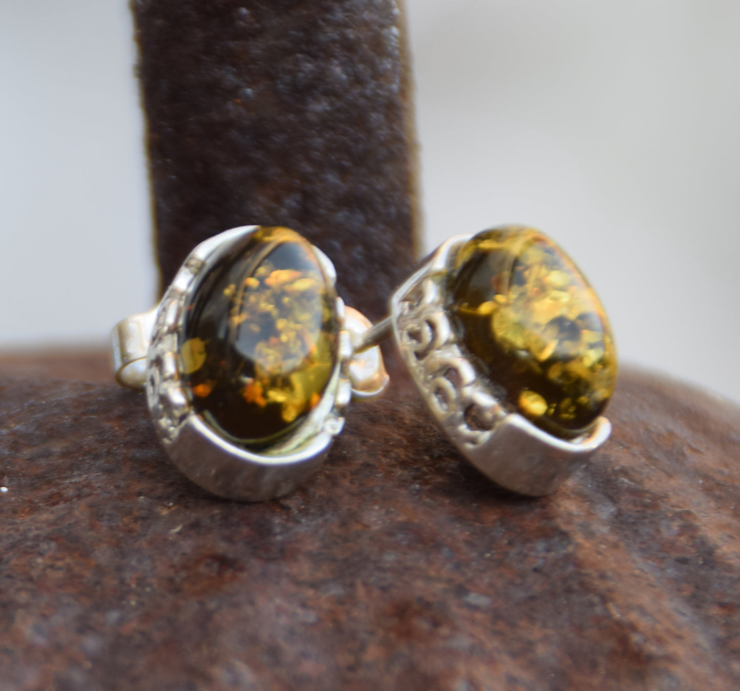Oval earrings made with natural green Amber and 925 Silver, MJ Baltica, BK259