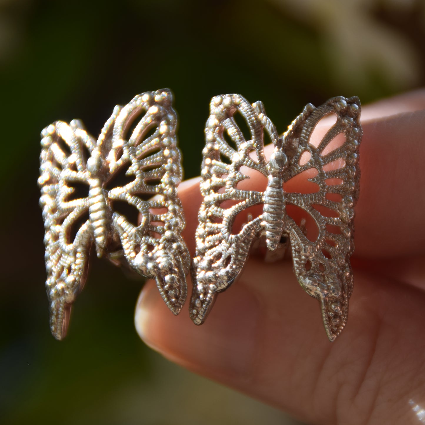 Grandi orecchini a lobo a clip con farfalla in Argento 925, MJ Baltica, BKK002