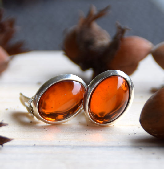 Ovali orecchini a clip con Ambra naturale scura e Argento, MJ Baltica, BKK003