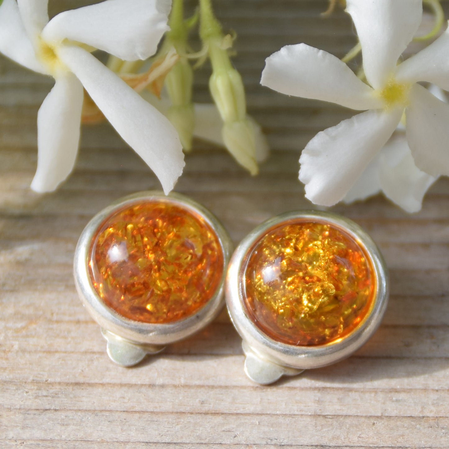 Round clip-on stud earrings with cognac natural amber and 925 silver, MJ Baltica, BKK007