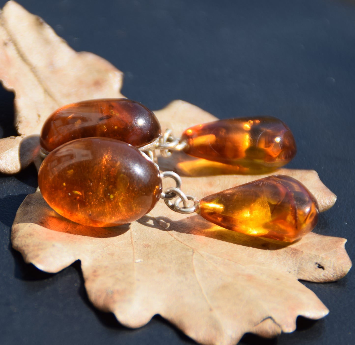 Orecchini pendenti a clip con Ambra dorata naturale e Argento 925, MJ Baltica, BKK011