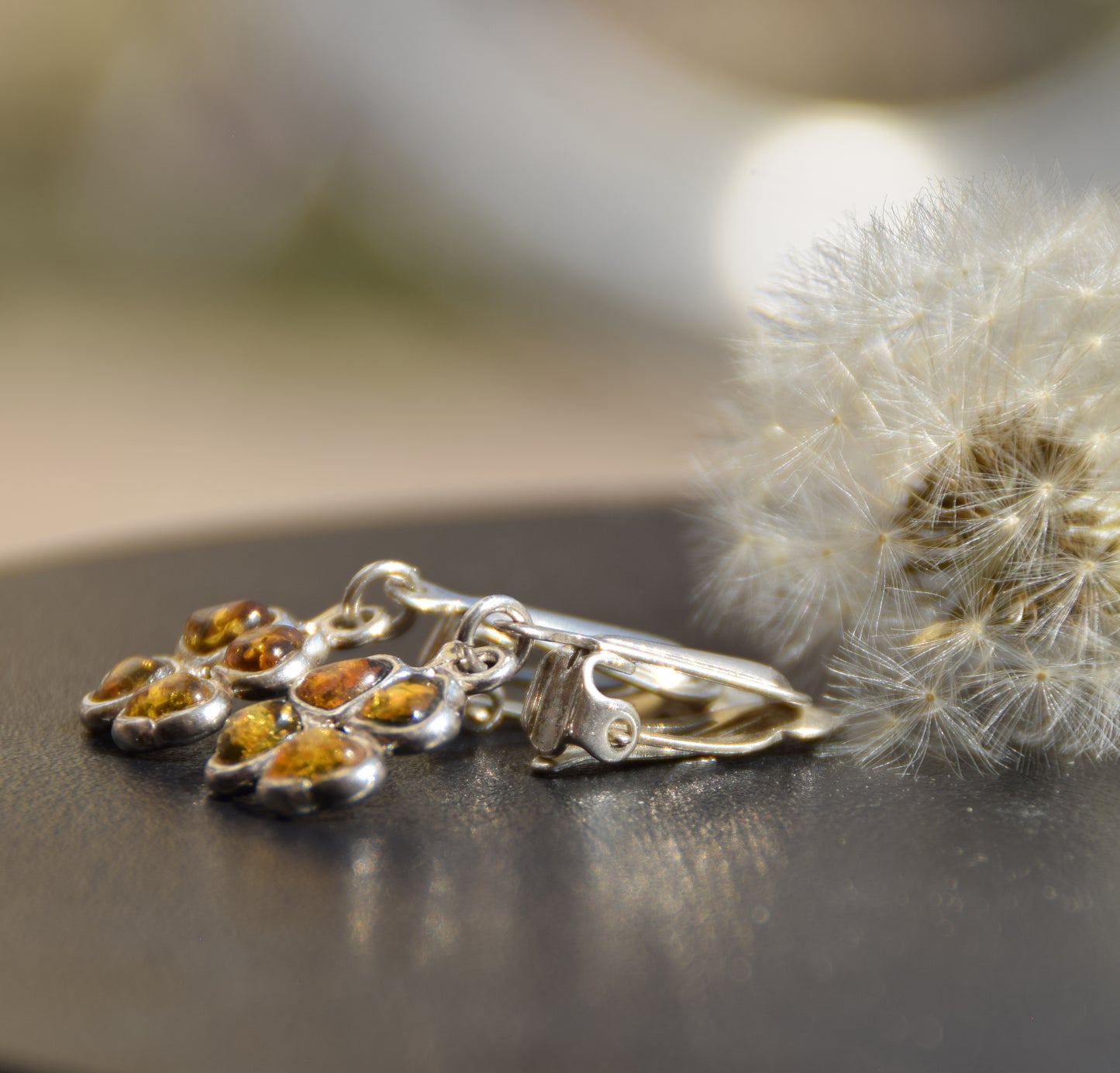 Orecchini pendenti con i quadrifogli con Ambra naturale di color verde e Argento 925,  MJ Baltica, BKK031