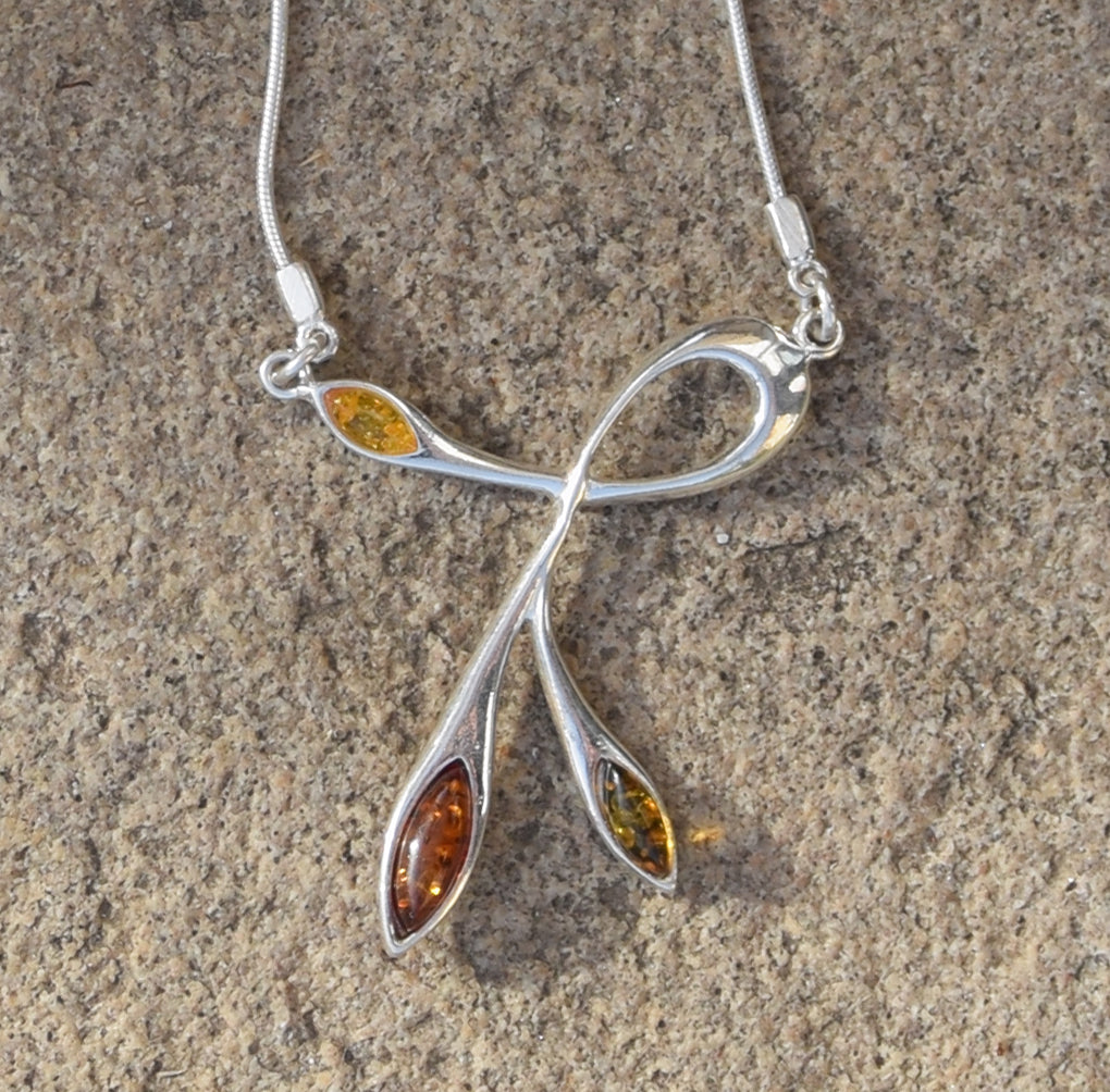 MJ Baltica necklace Natural Amber handcrafted 925 Silver BKo003