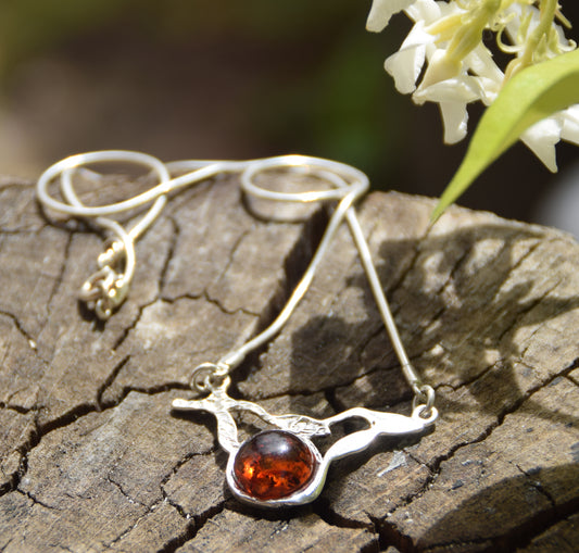 Art Nouveau choker necklace with natural cognac amber and silver, MJ Baltica, BKo009