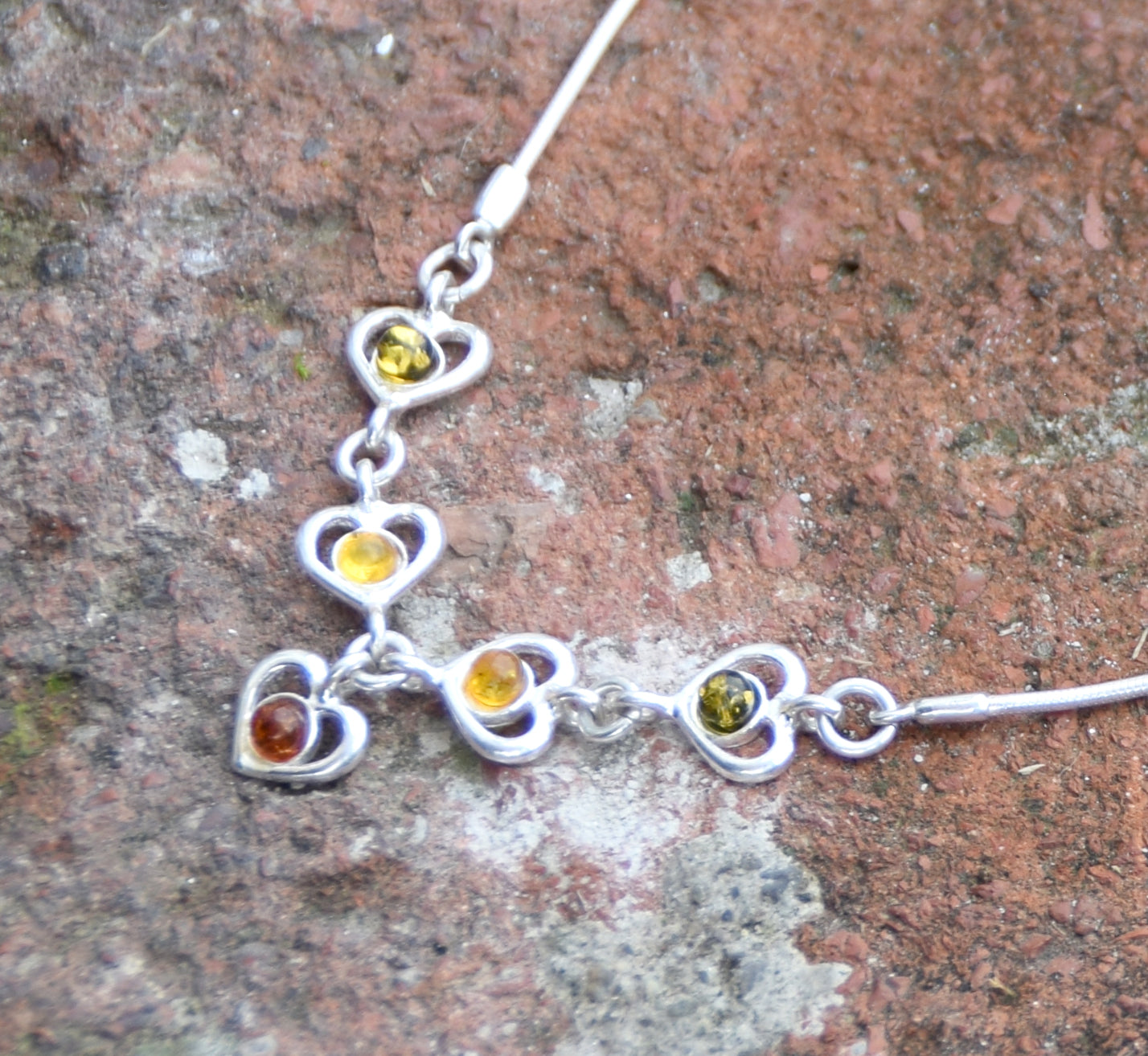 MJ Baltica, necklace, choker, natural Baltic amber, 925 silver, little hearts, BKo019