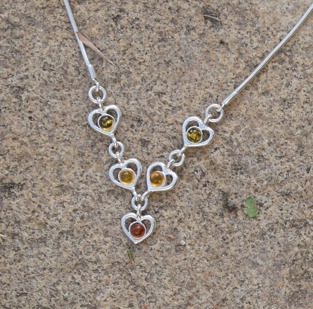 MJ Baltica, necklace, choker, natural Baltic amber, 925 silver, little hearts, BKo019