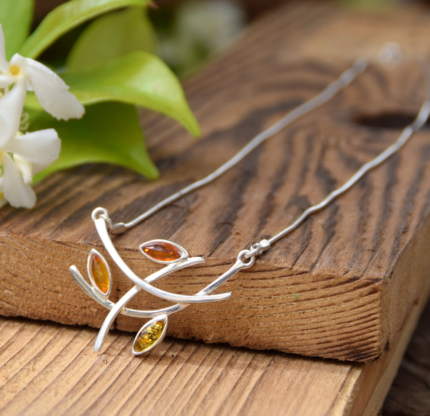 Elegant choker necklace made of natural Amber in various shades and 925 Silver, MJ Baltica, BKo027
