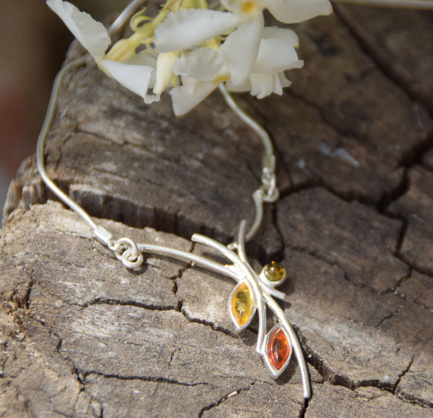 Delicate choker necklace made with natural Amber of various shades and 925 Silver, MJ Baltica, BKo034