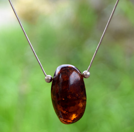 MJ Baltica, necklace, choker, natural Baltic Amber, 925 Silver, raw, strong, feminine, BKo038