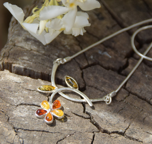 Floral choker necklace Natural amber in various shades and 925 Silver, MJ Baltica, BKo040