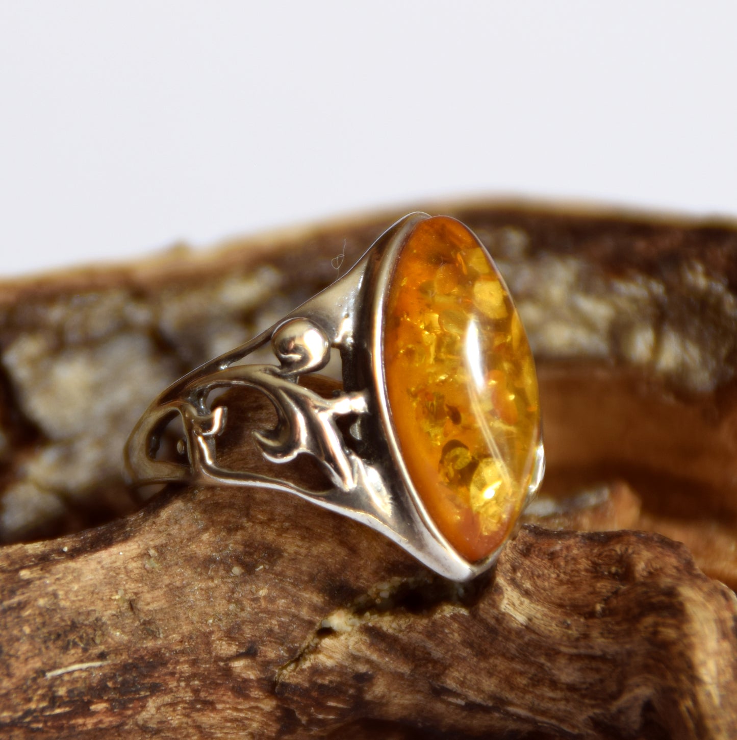 MJ Baltica, ring, natural Baltic Amber, 925 Silver, vintage, classic, handcrafted, BP001