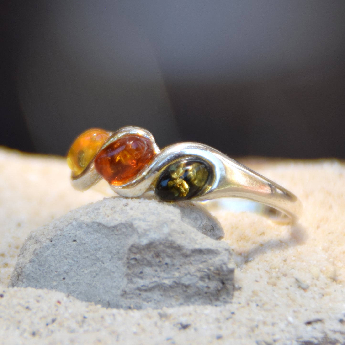 Delicate band ring with 925 Silver and natural Amber in various shades, MJ Baltica, BP006