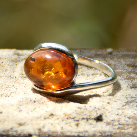 Elegant band ring in natural cognac amber and 925 Silver, MJ Baltica, BP013