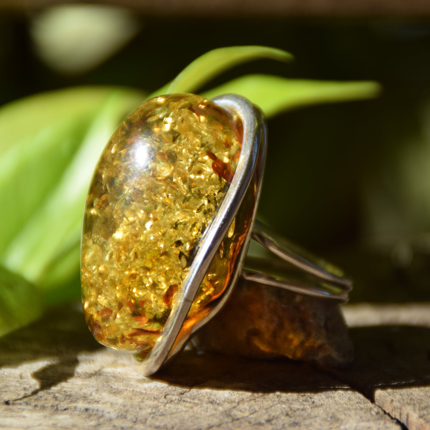 Luminous adjustable ring with large natural green Amber gemstone and 925 Silver, MJ Baltica, BP038