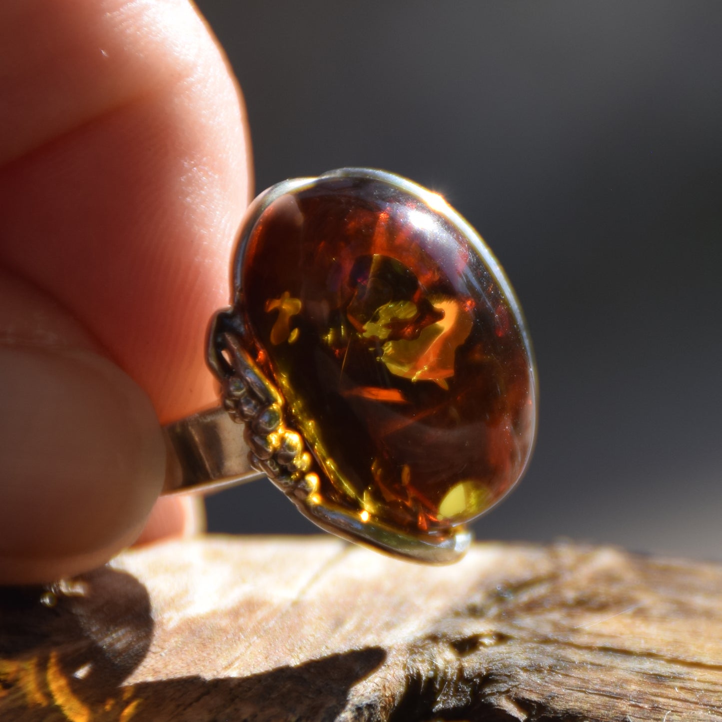 Adjustable ring with a unique natural Amber gemstone in green and brown hues and 925 Silver, MJ Baltica, BP043