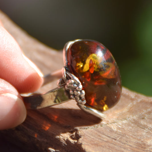 Adjustable ring with a unique natural Amber gemstone in green and brown hues and 925 Silver, MJ Baltica, BP043