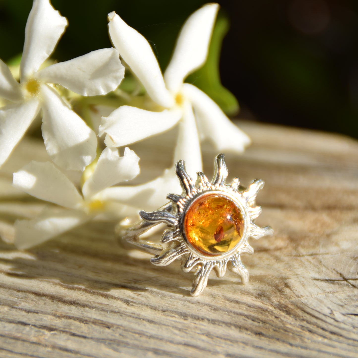 Bright ring with large sun in natural cognac Amber and 925 Silver, MJ Baltica, BP046