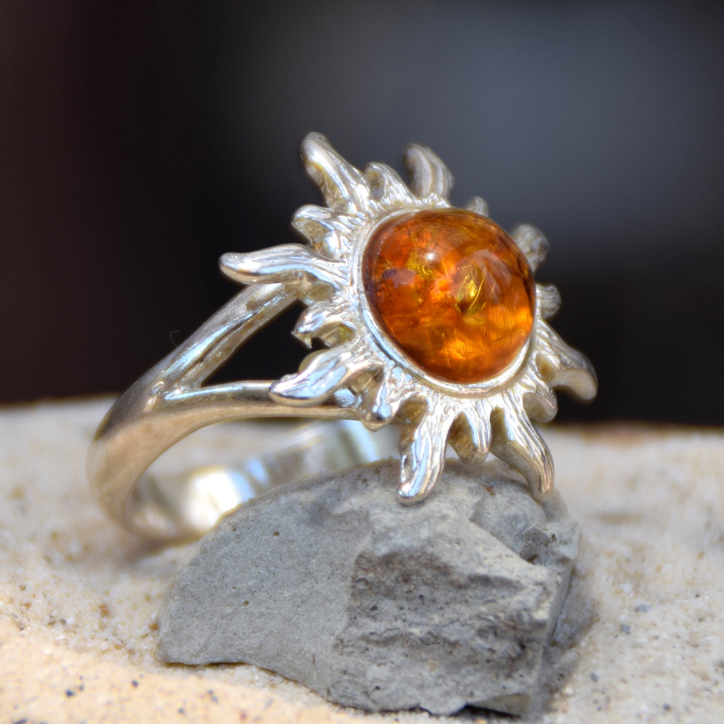 Bright ring with large sun in natural cognac Amber and 925 Silver, MJ Baltica, BP046