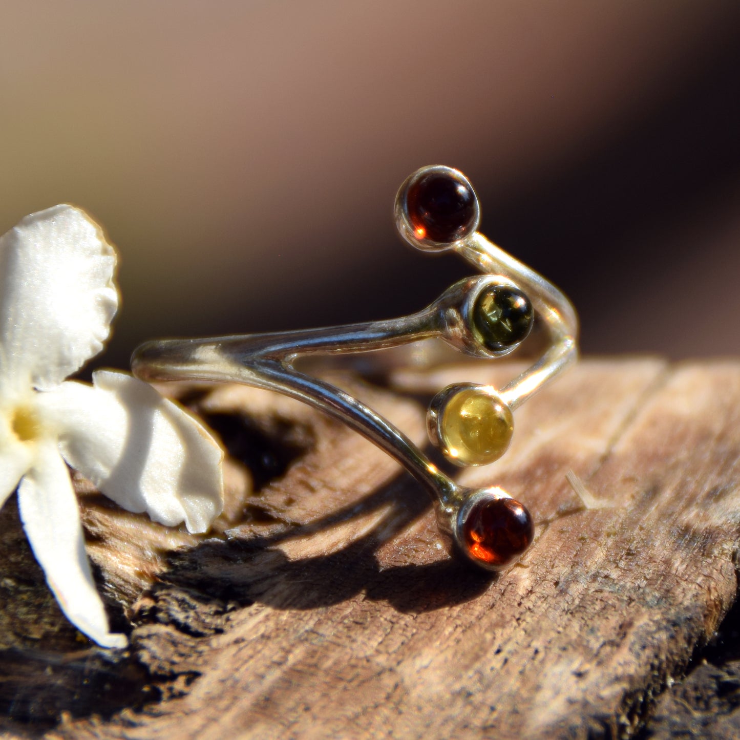 Bright adjustable ring made with natural Amber of various shades and 925 Silver, MJ Baltica, BP056