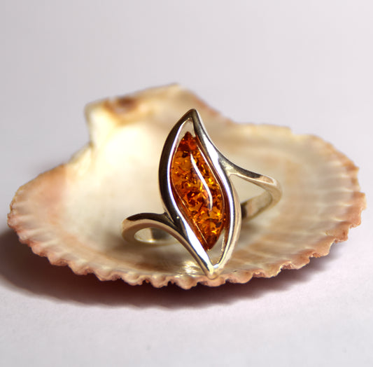 MJ Baltica, ring, natural Baltic amber, 925 silver, wave, BP060