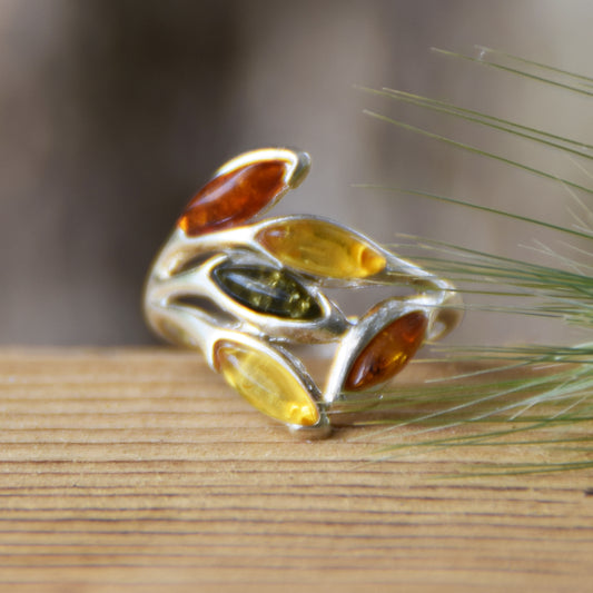 Elegant band ring in natural amber of various shades and 925 silver, MJ Baltica, BP061