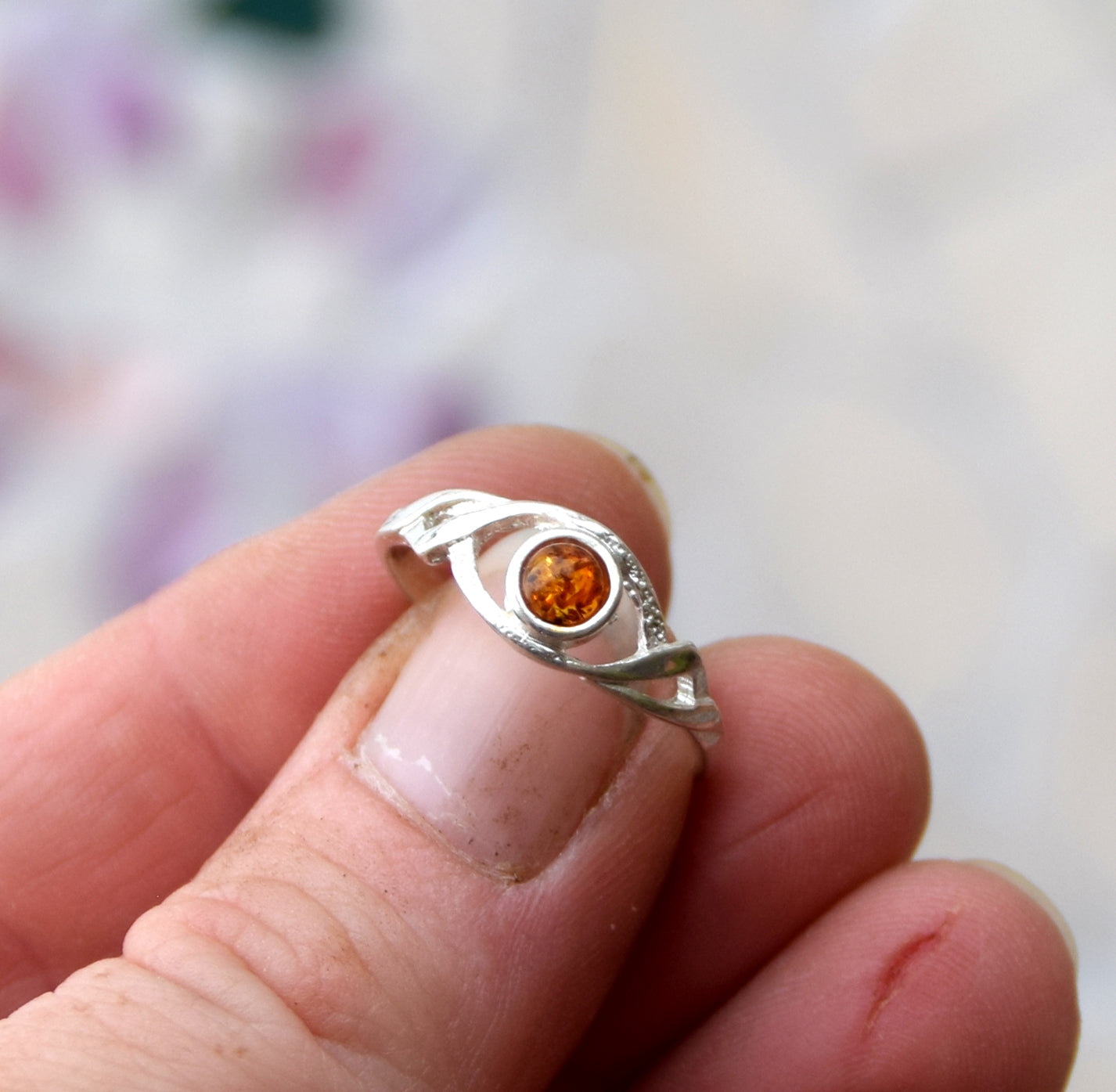 MJ Baltica, ring, natural Baltic amber, 925 silver, delicate, luminous, braid, BP069