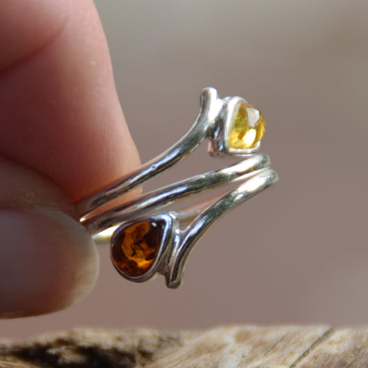 Luminous adjustable spiral ring in natural Amber of various shades and 925 Silver, MJ Baltica, BP070