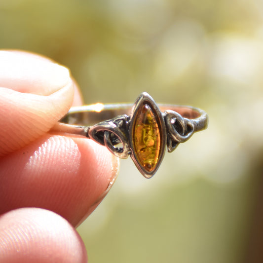 Delicate Celtic-style ring with natural cognac amber and 925 Silver, MJ Baltca, BP081