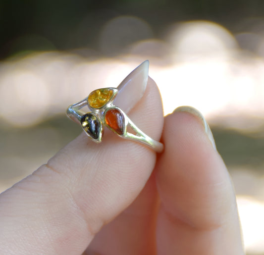 MJ Baltica, anello, Ambra naturale Baltica, Argento 925, artigianale, foglie, floreale, intenso, delicato, BP082