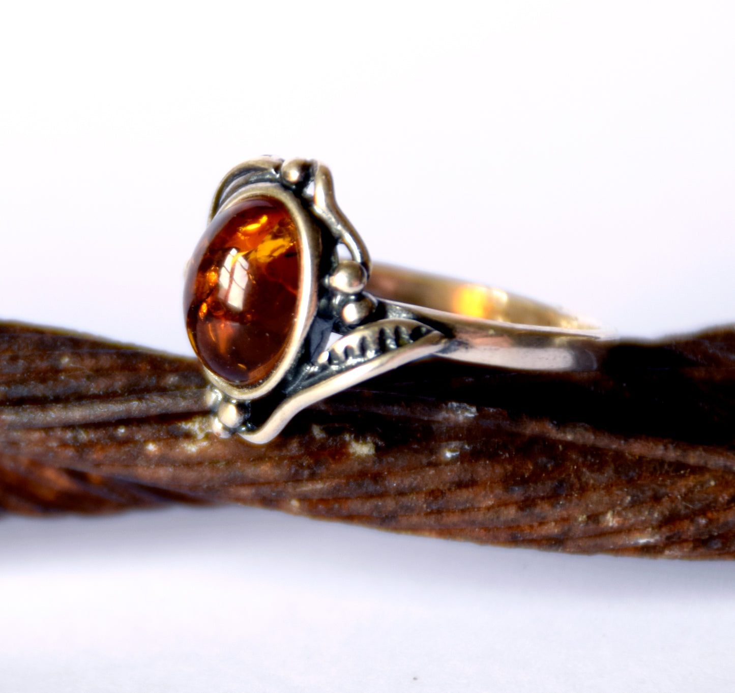 MJ Baltica, ring, natural Baltic Amber, 925 Silver, classic, vintage, wrap, luminous, band, BP087