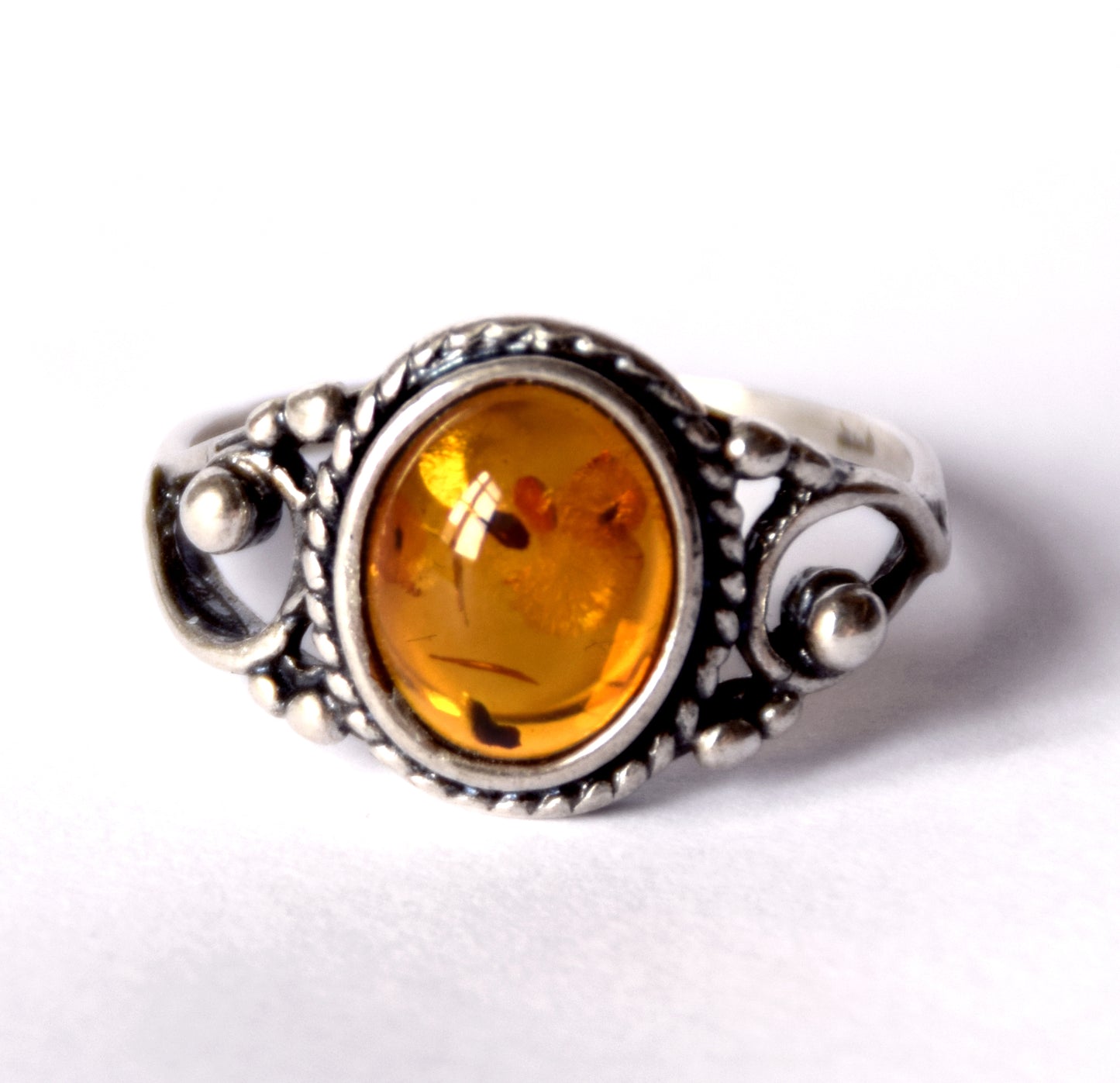 MJ Baltica, ring, natural Baltic Amber, 925 Silver, classic, vintage, wrap, luminous, band, BP088