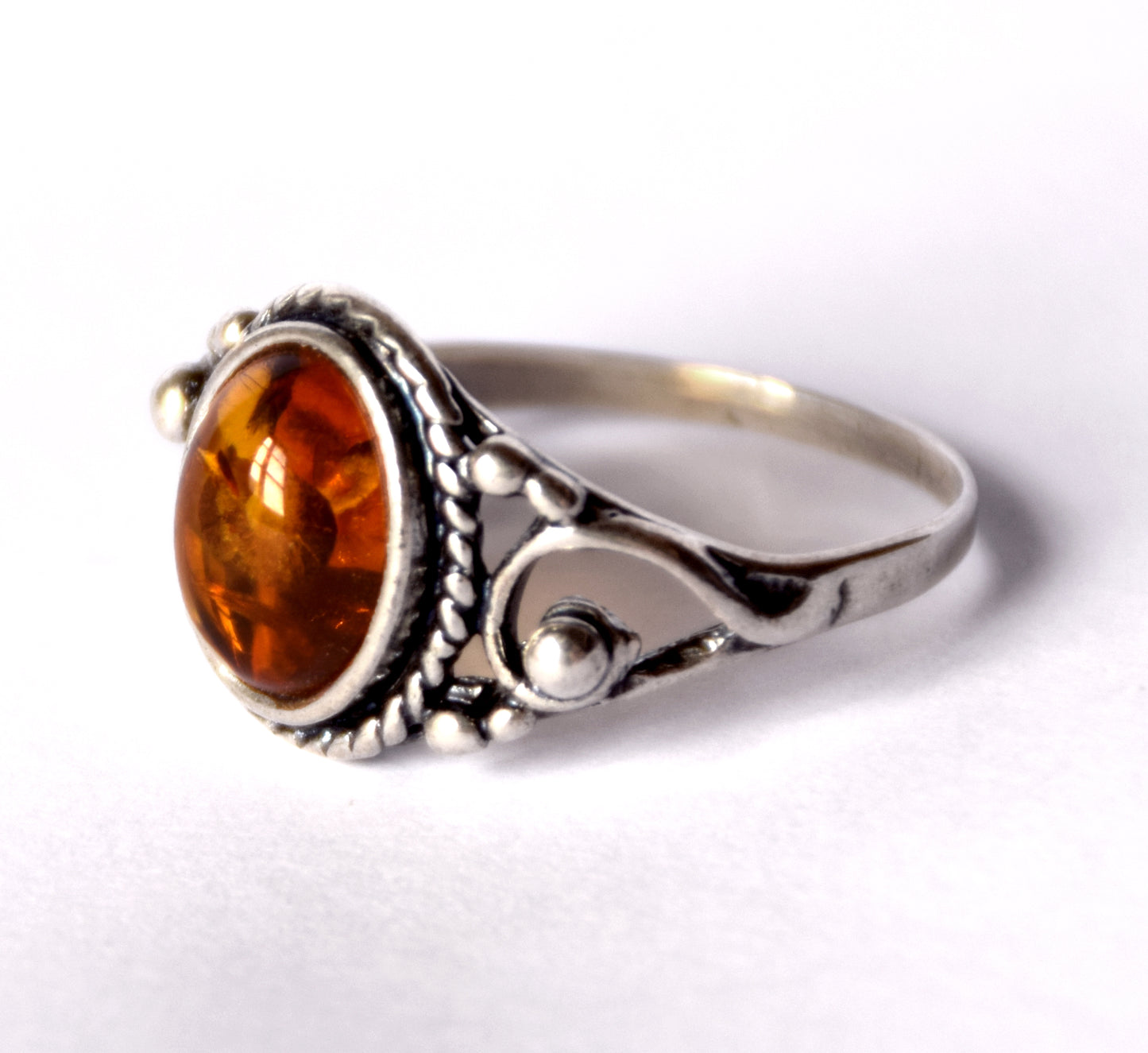 MJ Baltica, ring, natural Baltic Amber, 925 Silver, classic, vintage, wrap, luminous, band, BP088