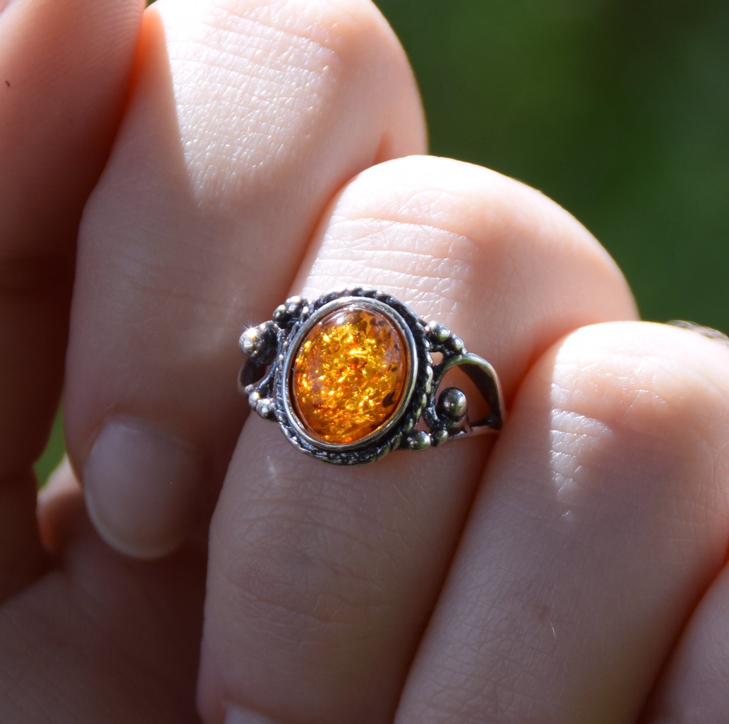 MJ Baltica, ring, natural Baltic Amber, 925 Silver, classic, vintage, wrap, luminous, band, BP088