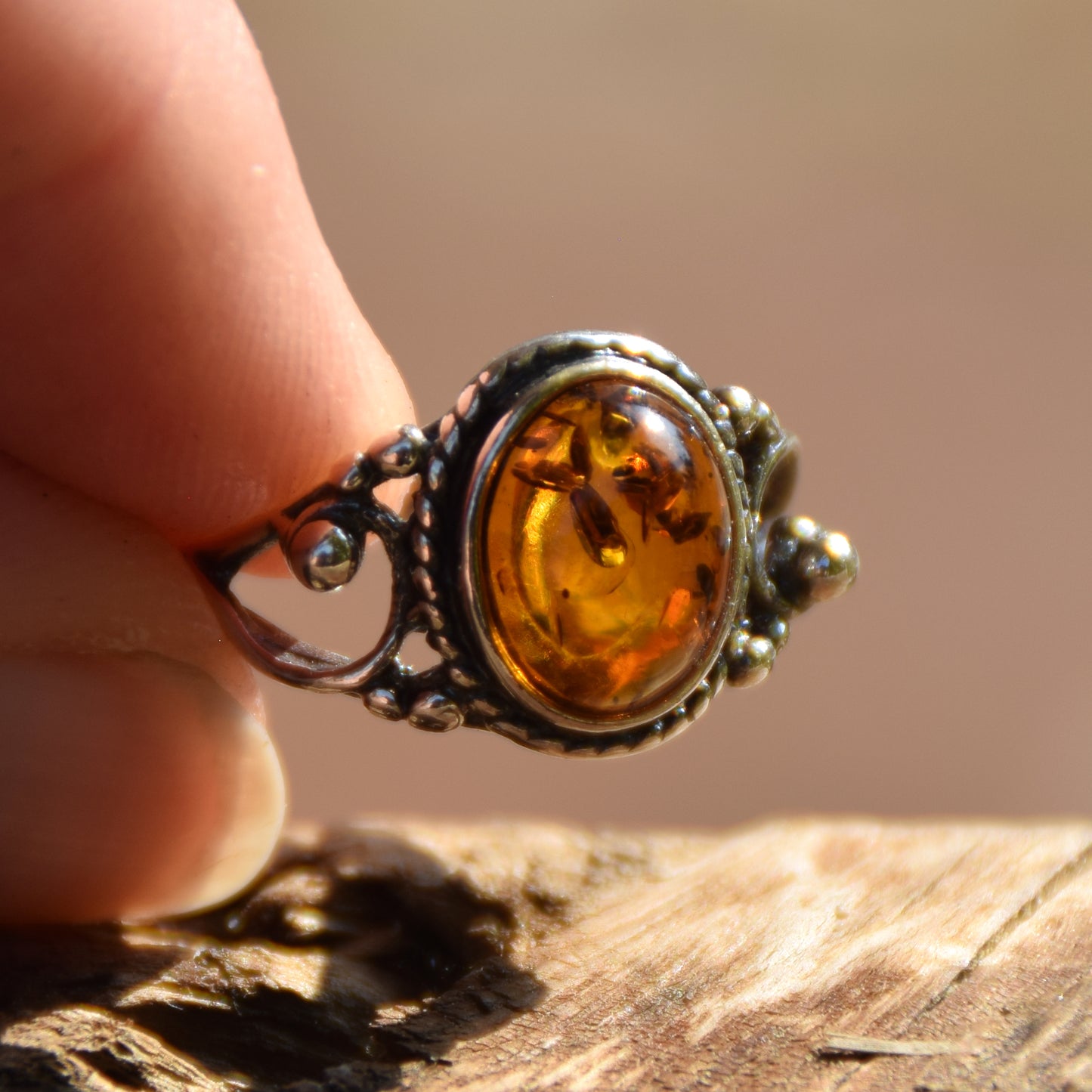 Victorian style band ring in natural cognac amber and 925 Sterling Silver, MJ Baltica, BP088