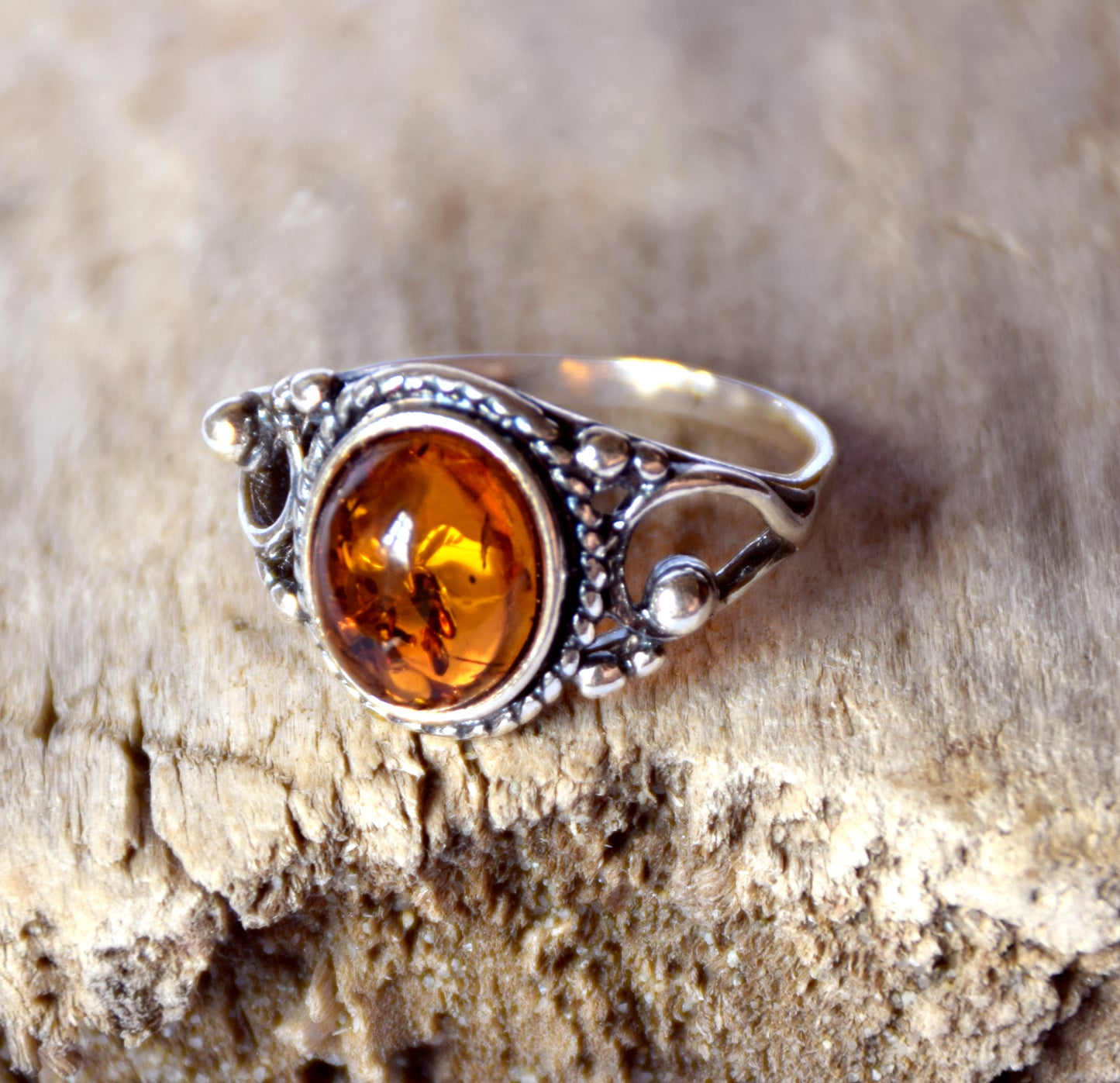 MJ Baltica, ring, natural Baltic Amber, 925 Silver, classic, vintage, wrap, luminous, band, BP088