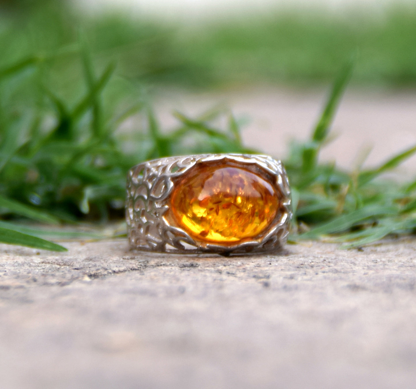 MJ Baltica, ring, natural Baltic Amber, 925 Silver, handcrafted, band, luminous BP089