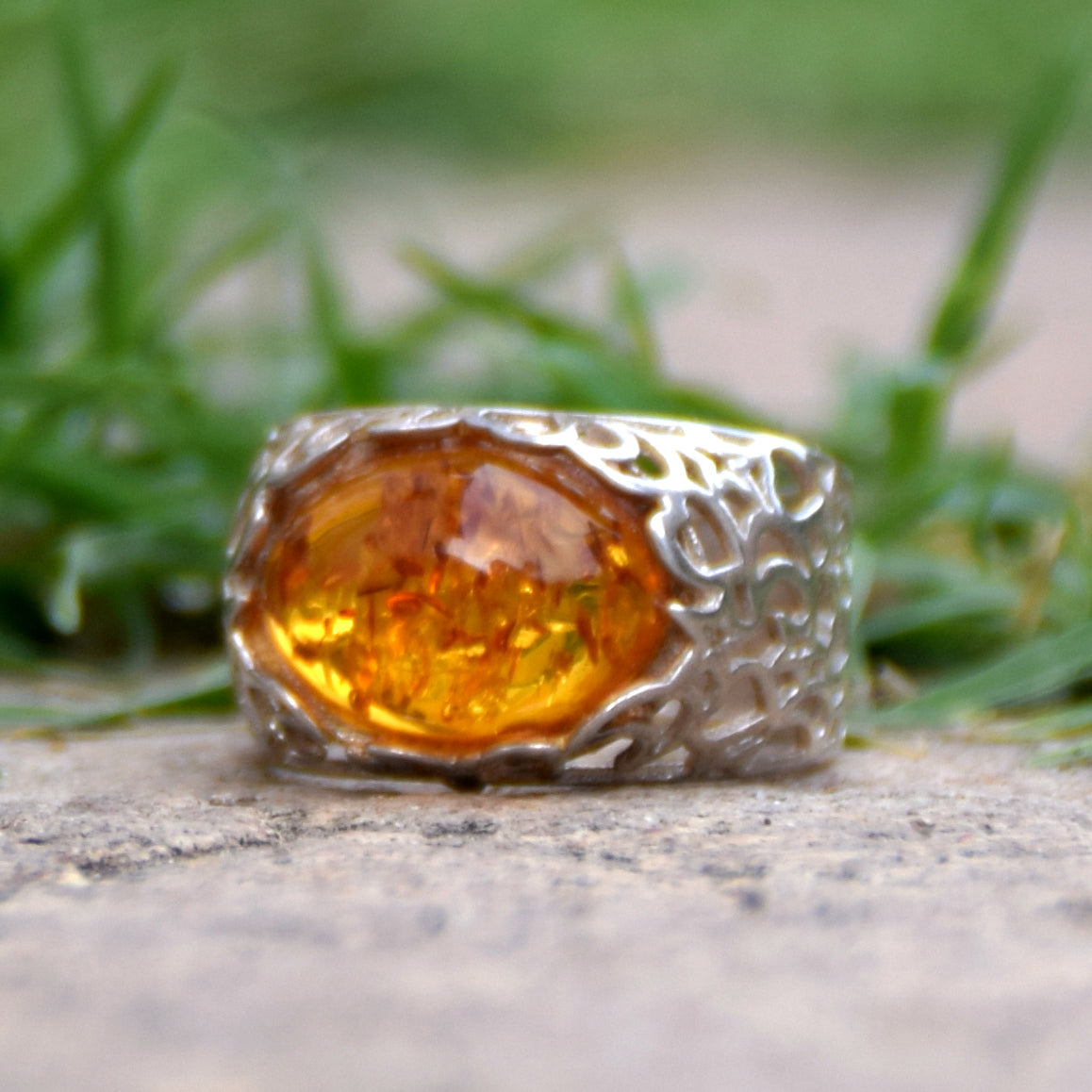 MJ Baltica, ring, natural Baltic Amber, 925 Silver, handcrafted, band, luminous BP089