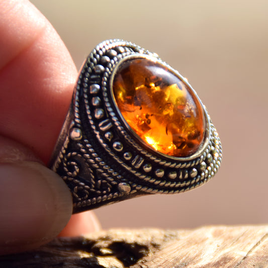 Intense ring with a strong design crafted from natural cognac amber and 925 sterling silver, MJ Baltica, BP092