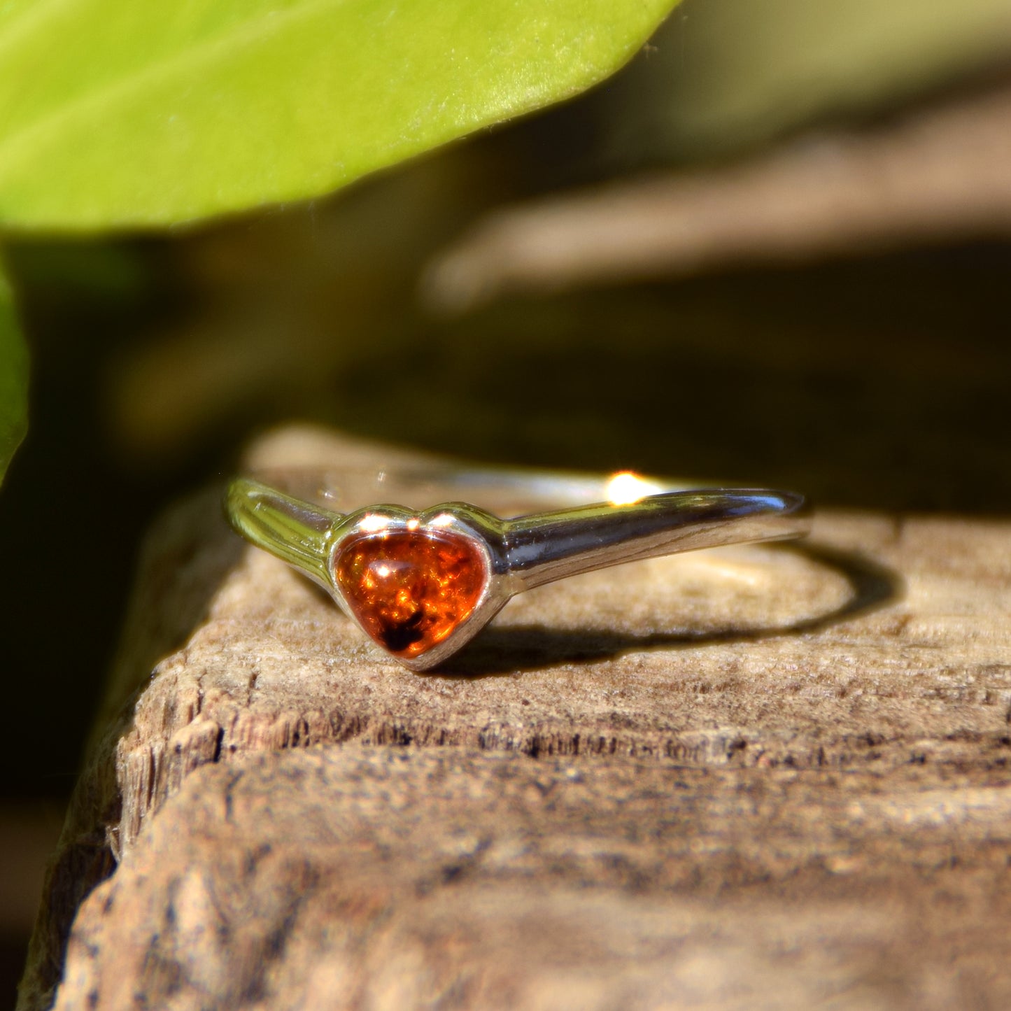 Romantic ring with a delicate cognac-colored natural Amber heart and 925 Sterling Silver, MJ Baltica, BP101
