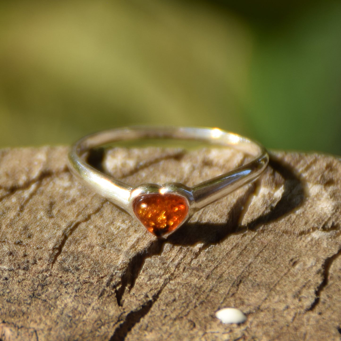 Romantic ring with a delicate cognac-colored natural Amber heart and 925 Sterling Silver, MJ Baltica, BP101