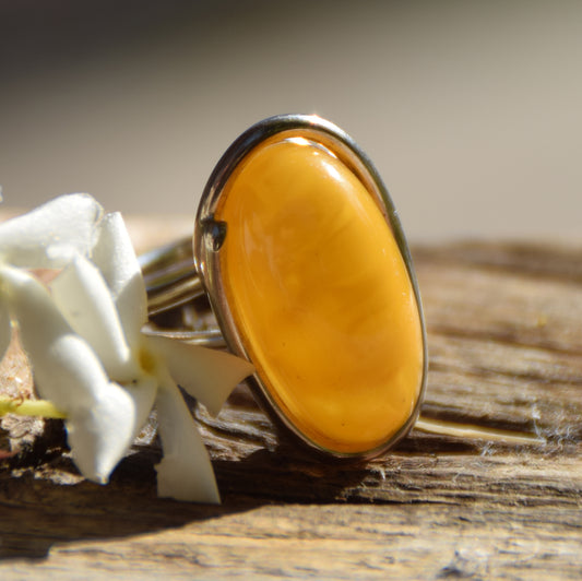 Large adjustable ring made with natural Imperial Amber and 925 Silver, MJ Baltica, BP109