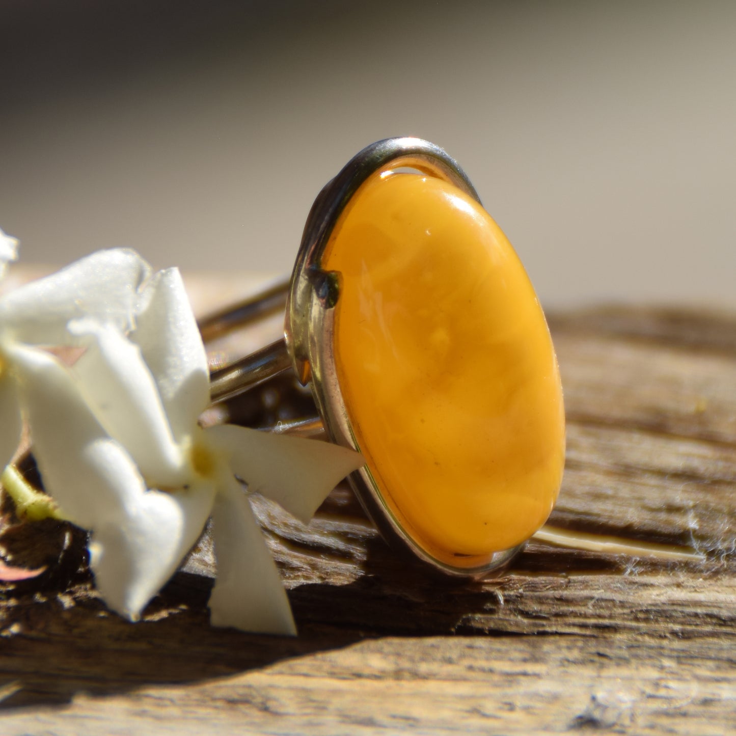 Large adjustable ring made with natural Imperial Amber and 925 Silver, MJ Baltica, BP109