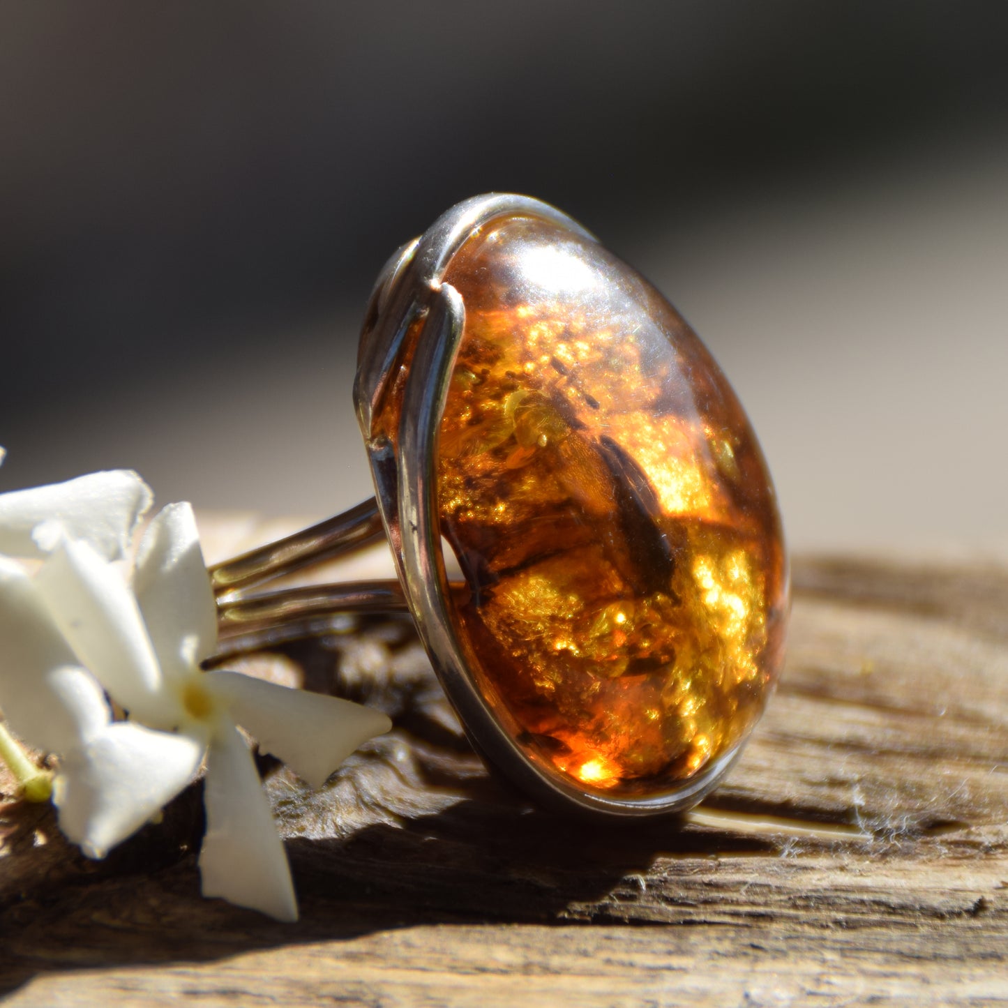 Large ring crafted with Cognac-colored Natural Amber with various inclusions and 925 Silver, MJ Baltica, BP115