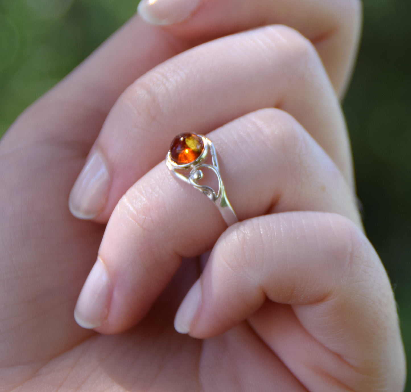 MJ Baltica, ring, natural Baltic Amber, 925 Silver, handcrafted, oval, luminous, delicate, BP121