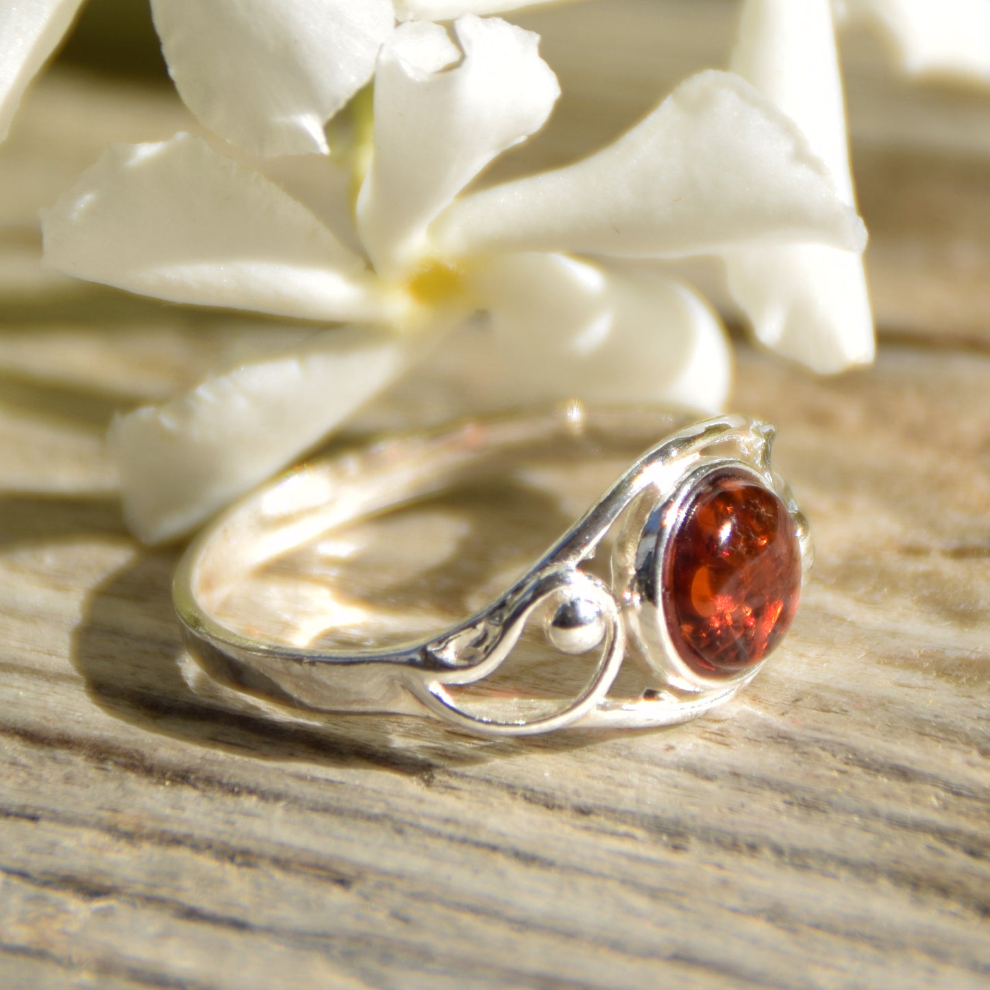 Delicate band ring in cognac-colored natural Amber and 925 Silver, MJ Baltica, BP121