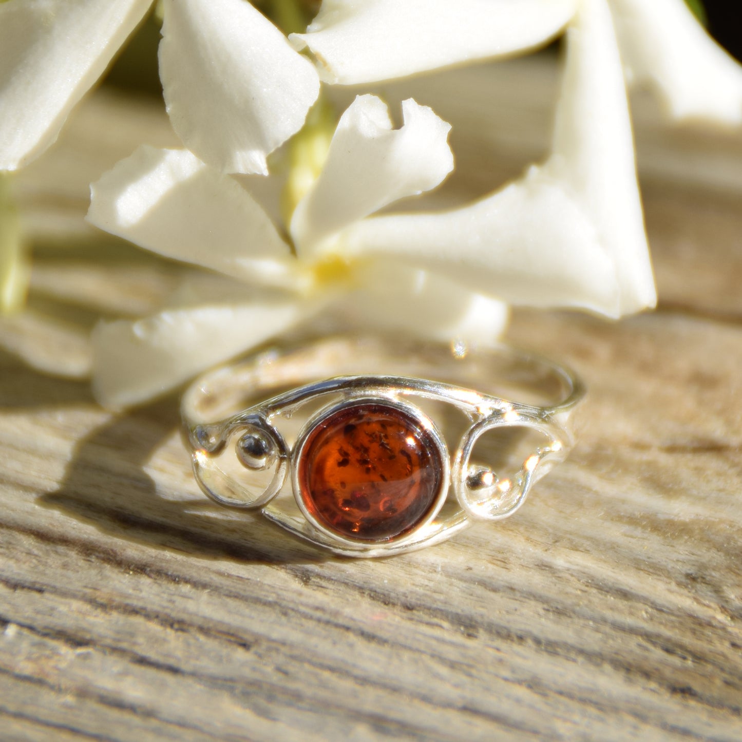 Delicate band ring in cognac-colored natural Amber and 925 Silver, MJ Baltica, BP121
