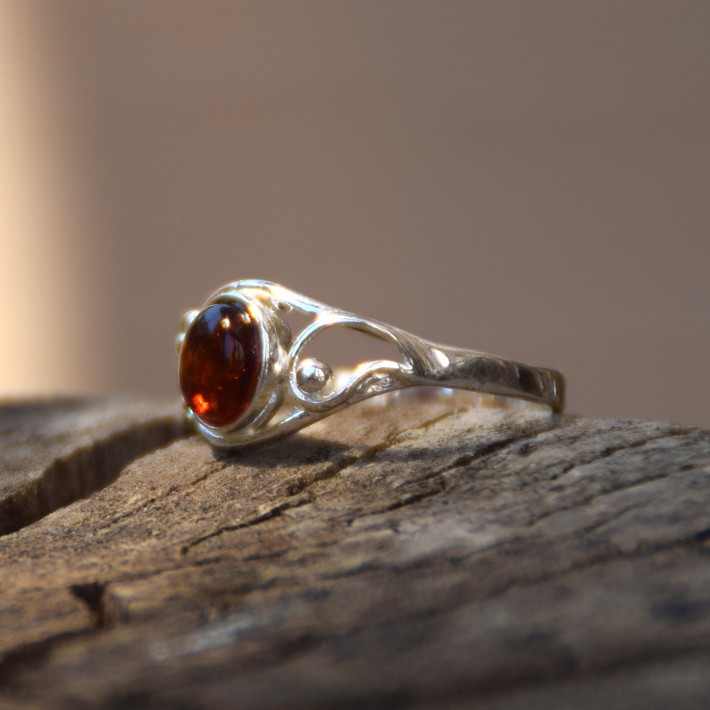 Delicate band ring in cognac-colored natural Amber and 925 Silver, MJ Baltica, BP121