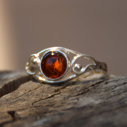 Delicate band ring in cognac-colored natural Amber and 925 Silver, MJ Baltica, BP121