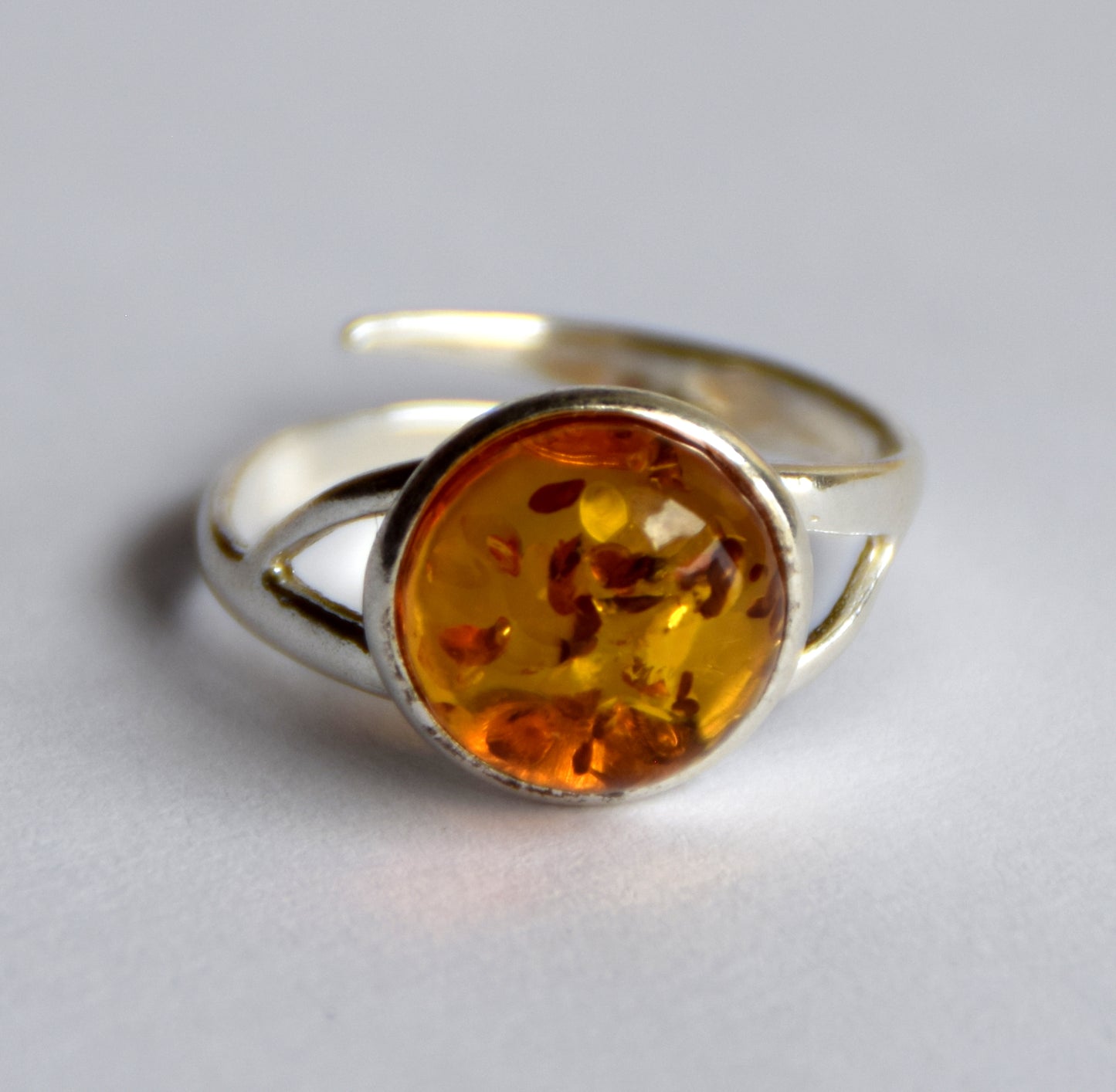 MJ Baltica, ring, natural Baltic amber, 925 silver, adjustable, handcrafted, cognac amber, filigree, BP118